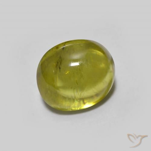 Sphène Vert forêt chaud naturelle ovale, 1.33 ct, Transparent