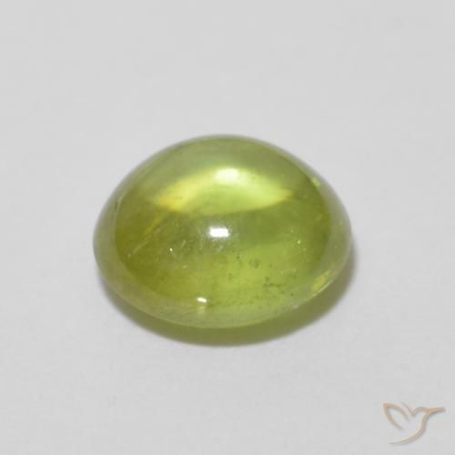 Sphène Olive verte naturelle ovale, 1.16 ct, Transparent