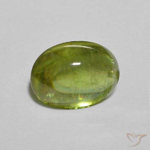 Sphène Medium Dark-Green naturelle ovale, 1.31 ct, Transparent