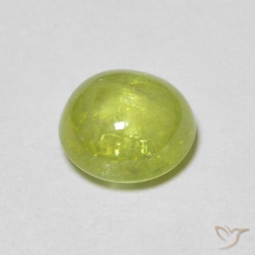 Sphène Olive verte naturelle ovale, 1.29 ct, Transparent