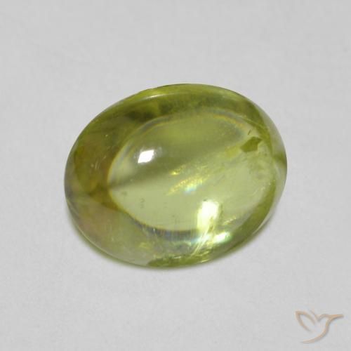 Sphène Olive verte naturelle ovale, 1.25 ct, Transparent