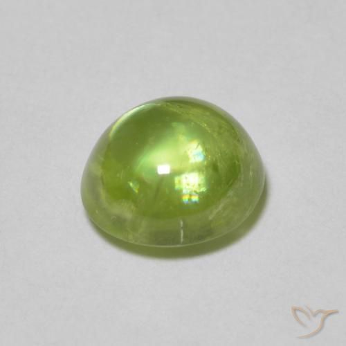Sphène Vert clair naturelle ovale, 1.15 ct, Transparent