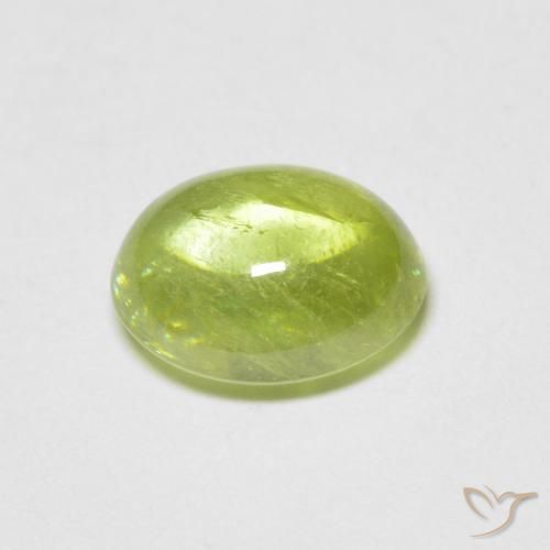 Sphène Vert clair naturelle ovale, 1.56 ct, Transparent