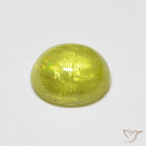 Sphène Jaune moyen naturelle ovale, 1.57 ct, Transparent