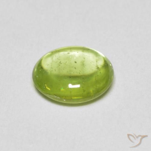 Sphène Vert citron naturelle ovale, 0.83 ct, Transparent