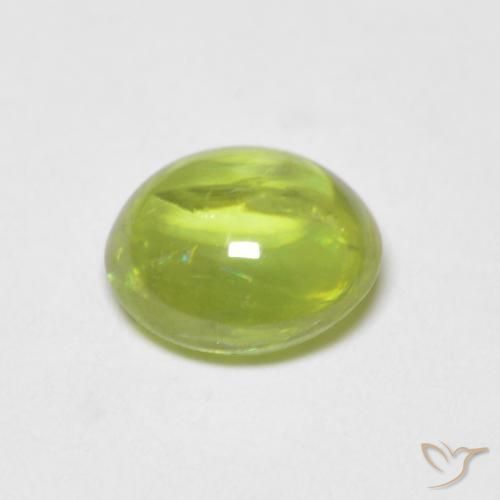 Sphène Vert clair naturelle ovale, 1.34 ct, Transparent