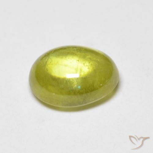 Sphène Jaune citron naturelle ovale, 2.64 ct, Transparent