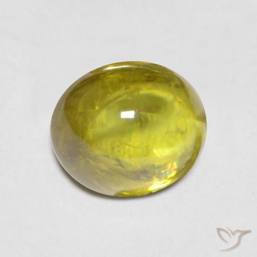 Sphène Vert moyen naturelle ovale, 1.78 ct, Transparent