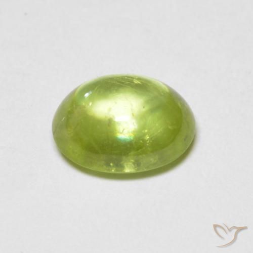 Sphène Vert clair naturelle ovale, 1.12 ct, Transparent