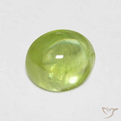 Sphène Vert jaunâtre naturelle ovale, 1.33 ct, Transparent