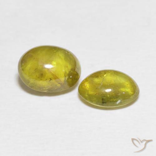 Shop natural 2.31ct Jaune automnal Sphène gems, ovale, from Sri Lanka at GemSelect. In stock, global shipping!