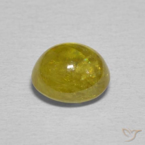 Sphène Pineapple yellow naturelle ovale, 1.34 ct, Transparent