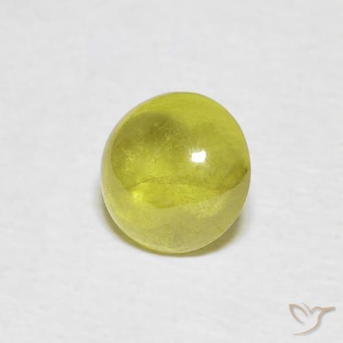 Sphène Vert forêt chaud naturelle ovale, 1.15 ct, Transparent
