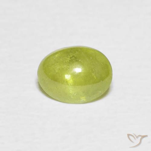 0.83ct Naturel Vert moyen Sphène, ovale, Transparent