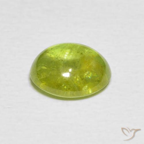 Sphène Jaune clair naturelle ovale, 1.90 ct, Transparent