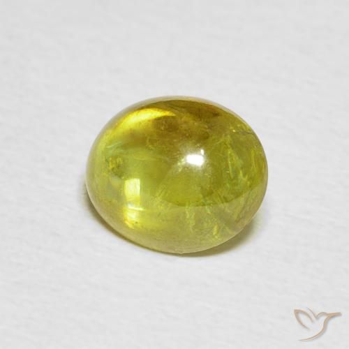 Sphène Vert moyen naturelle ovale, 2.19 ct, Transparent