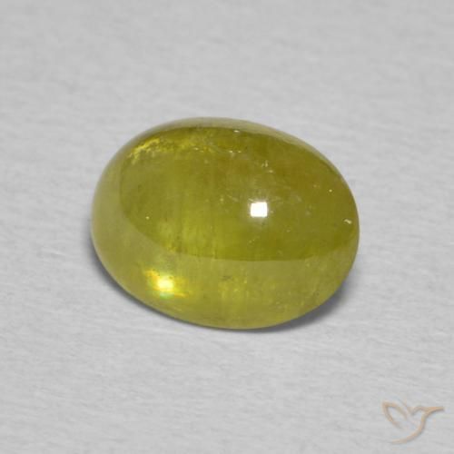 Sphène Vert chaud et terreux naturelle ovale, 1.81 ct, Transparent