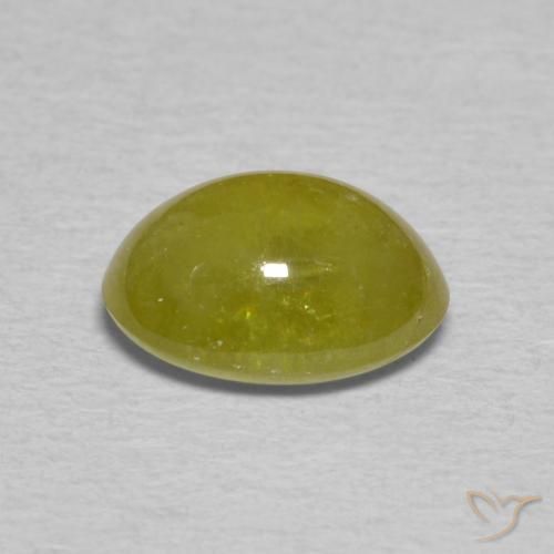 Sphène Vert chaud et terreux naturelle ovale, 1.81 ct, Transparent