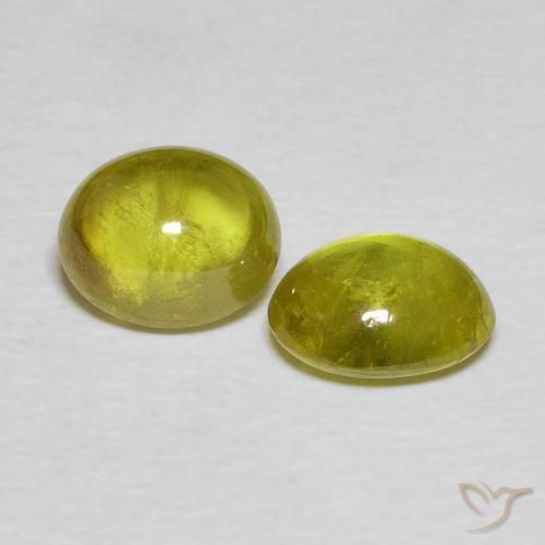 Shop natural 3.13ct Vert forêt chaud Sphène gems, ovale, from Sri Lanka at GemSelect. In stock, global shipping!