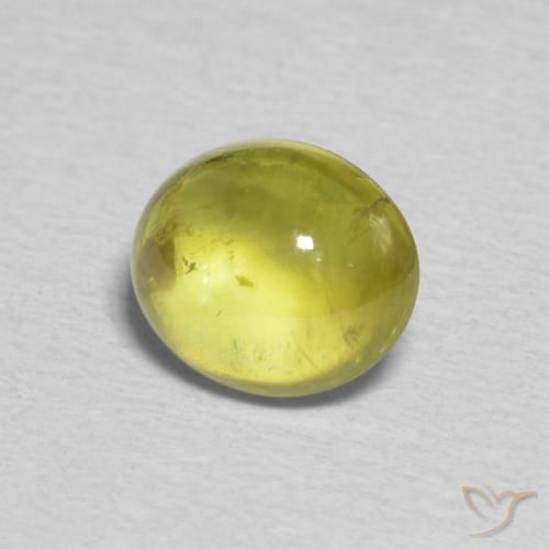 Sphène Vert jaunâtre naturelle ovale, 1.17 ct, Transparent