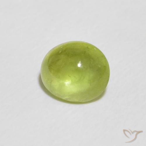 Sphène Vert clair naturelle ovale, 1.02 ct, Transparent