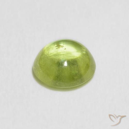 Sphène Vert jaunâtre vif naturelle ovale, 1.63 ct, Transparent