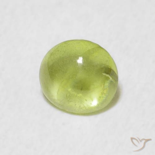 Sphène Vert citron naturelle ovale, 0.74 ct, Transparent