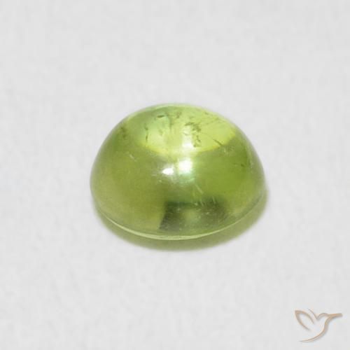 Sphène Vert éclatant naturelle ovale, 0.96 ct, Transparent