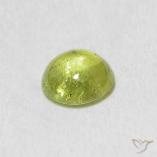 Sphène Vert citron naturelle ovale, 1.38 ct, Transparent