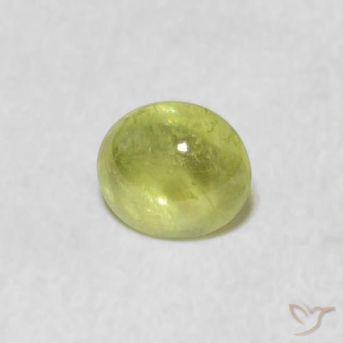 Sphène Vert citron naturelle ovale, 0.91 ct, Transparent