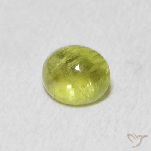 Sphène Vert citron naturelle ovale, 1.22 ct, Transparent