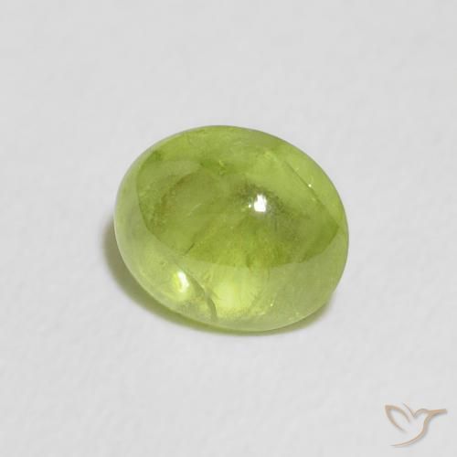Sphène Vert éclatant naturelle ovale, 1.04 ct, Transparent