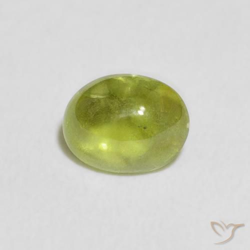 0.84ct Naturel Olive verte Sphène, ovale, Transparent