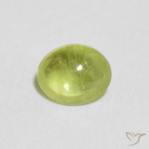 0.76ct Naturel Vert jaunâtre vif Sphène, ovale, Transparent