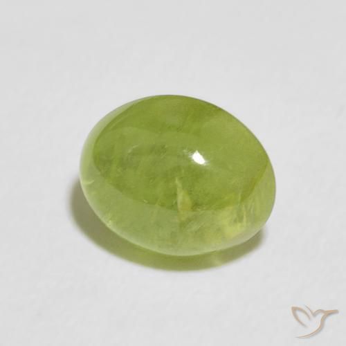Sphène Vert moyen naturelle ovale, 2.03 ct, Transparent