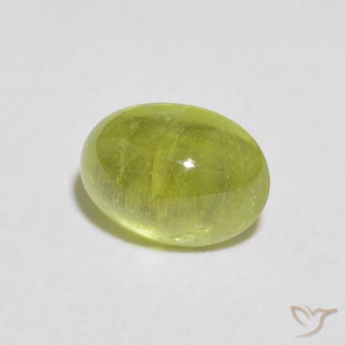 Sphène Olive verte naturelle ovale, 1.86 ct, Transparent