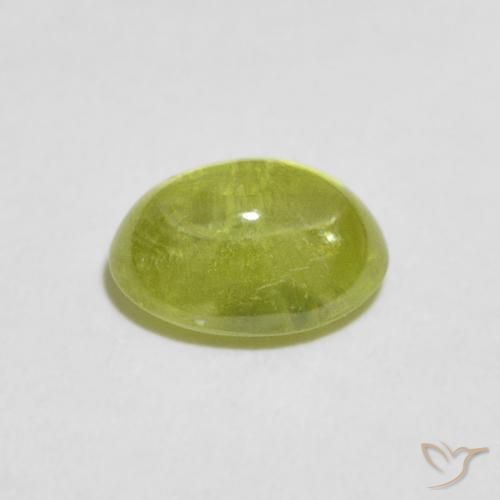 Sphène Olive verte naturelle ovale, 1.86 ct, Transparent