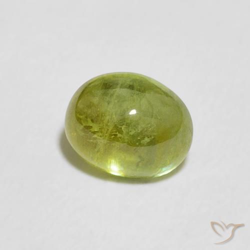 Sphène Olive verte naturelle ovale, 1.09 ct, Transparent