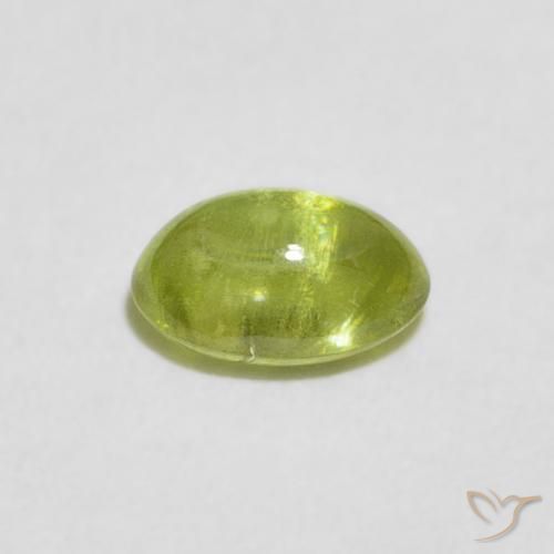 Sphène Olive verte naturelle ovale, 0.97 ct, Transparent
