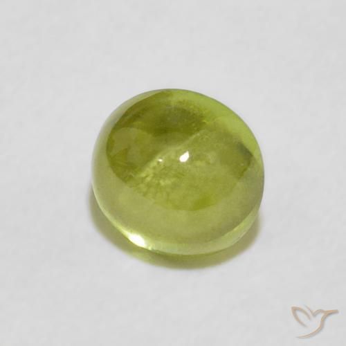 Sphène Vert chaud et terreux naturelle ovale, 1.39 ct, Transparent