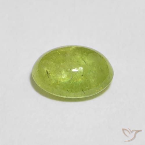 Sphène Vert moyen naturelle ovale, 0.91 ct, Transparent