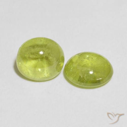 Shop natural 2.61ct Olive verte Sphène gems, ovale, from Sri Lanka at GemSelect. In stock, global shipping!