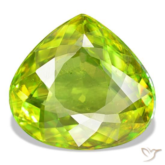 Sphène vert naturelle en forme de poire, 8,29 ct, VS
