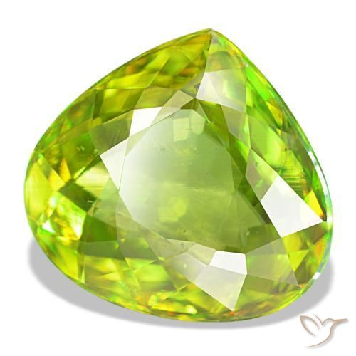 Sphène vert naturelle en forme de poire, 8,29 ct, VS