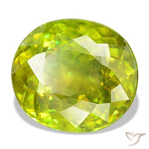 Sphène vert naturelle coupe ovale, 8,65 ct, VS