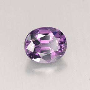 Spinelle violet naturelle coupe ovale, 0,82 ct, VVS-VS