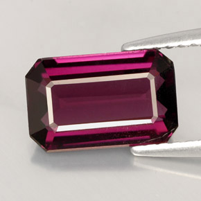 Spinelle  naturelle taille émeraude, 2,47 ct, VVS-VS