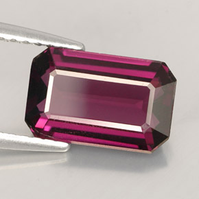 Spinelle  naturelle taille émeraude, 2,47 ct, VVS-VS