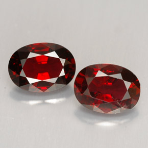 Achetez naturel ct  spinelle gems, coupe ovale, en provenance myanmar (birmanie) chez gemselect. en stock, livraison internationale!