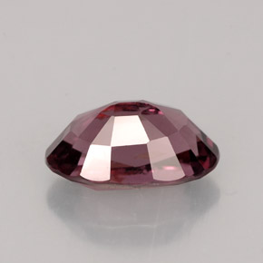 Spinelle rose naturelle coupe ovale, 1,90 ct, VVS